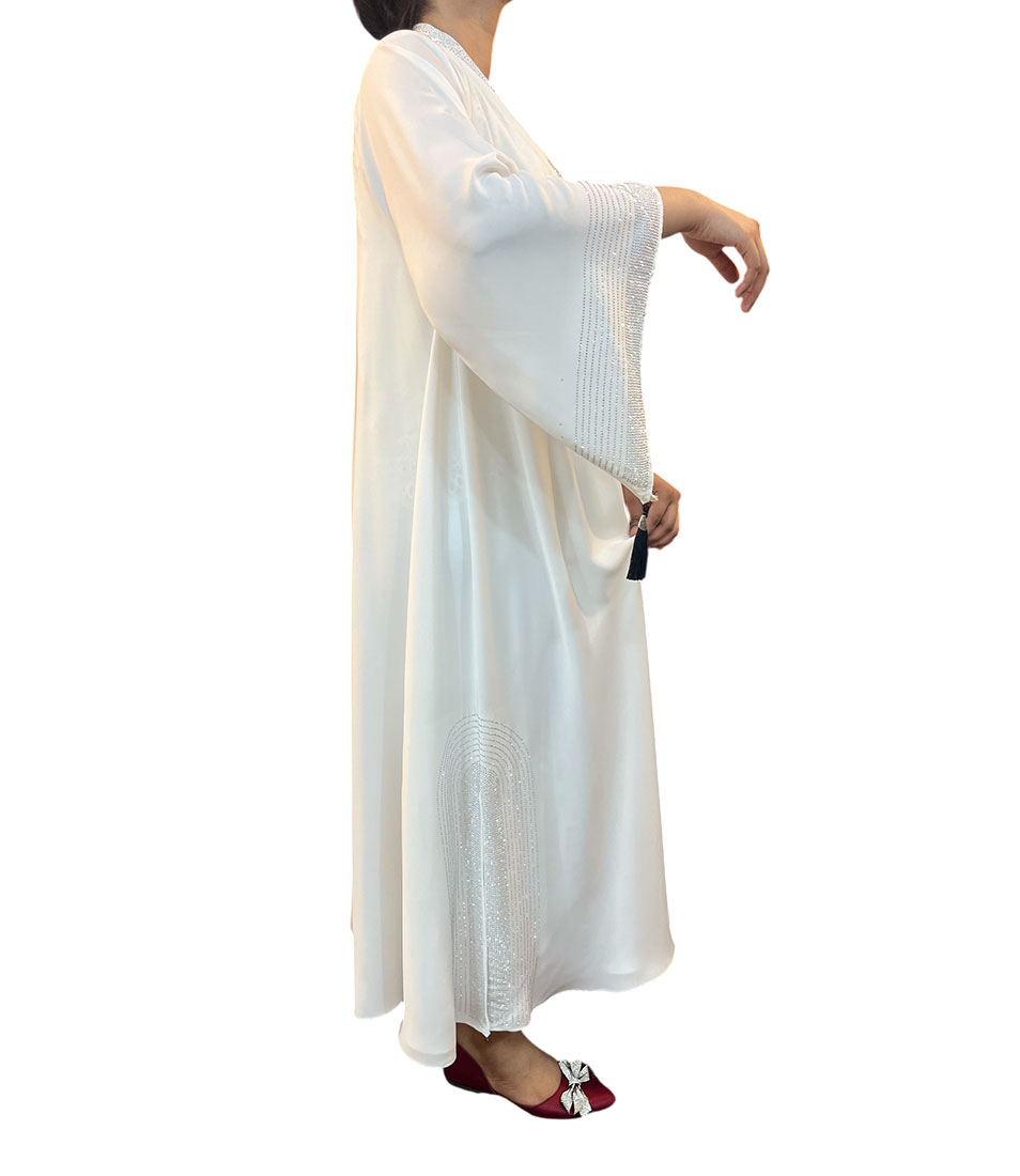 Pearl Glow Embroidered White Abaya Set